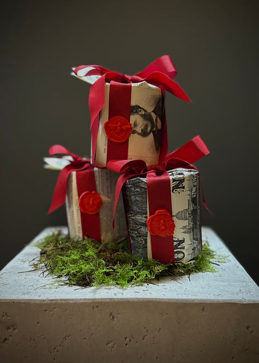 World's End Obscura Candle - TOMATO LEAF