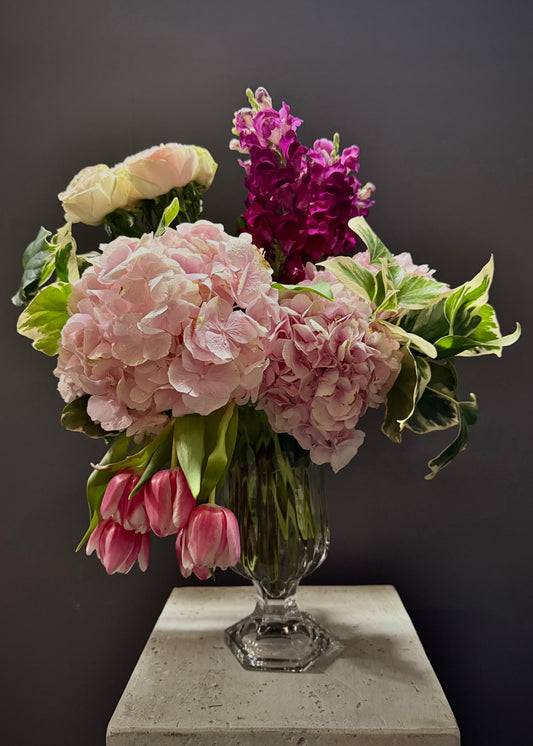 Magnificent Monroe Arrangement in Vase